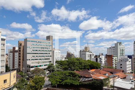 Vista da sala 1 de apartamento à venda com 3 quartos, 216m² em Cruzeiro, Belo Horizonte