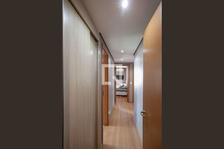 Corredor de apartamento à venda com 3 quartos, 216m² em Cruzeiro, Belo Horizonte