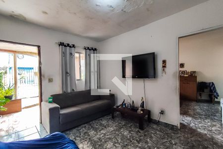 Casa para alugar com 150m², 3 quartos e 3 vagas Casa para alugar com 150m², 3 quartos e 3 vagasSala