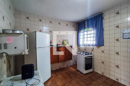 Casa para alugar com 150m², 3 quartos e 3 vagas Casa para alugar com 150m², 3 quartos e 3 vagasCozinha