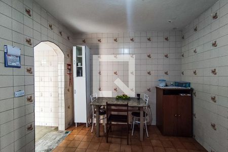 Casa para alugar com 150m², 3 quartos e 3 vagas Casa para alugar com 150m², 3 quartos e 3 vagasCozinha