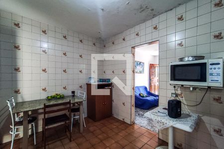 Casa para alugar com 150m², 3 quartos e 3 vagas Casa para alugar com 150m², 3 quartos e 3 vagasCozinha