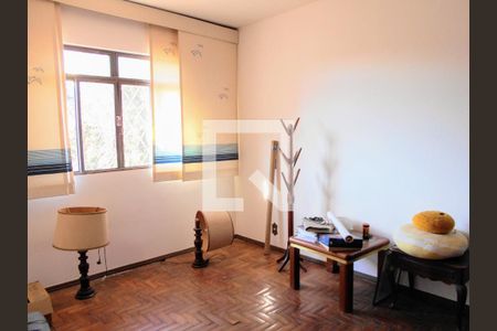 Casa à venda com 4 quartos, 208m² em Serra, Belo Horizonte