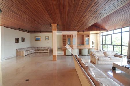 Casa à venda com 1224m², 4 quartos e 6 vagas