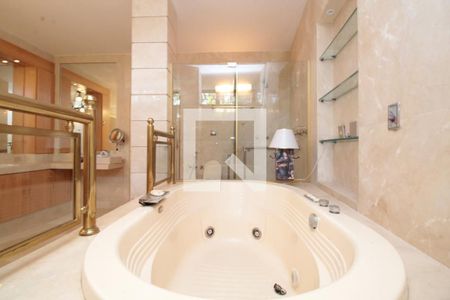 Casa à venda com 1224m², 4 quartos e 6 vagas