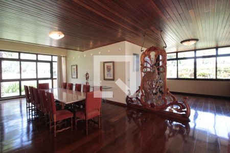 Casa à venda com 1224m², 4 quartos e 6 vagas