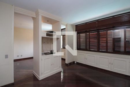 Casa à venda com 1224m², 4 quartos e 6 vagas