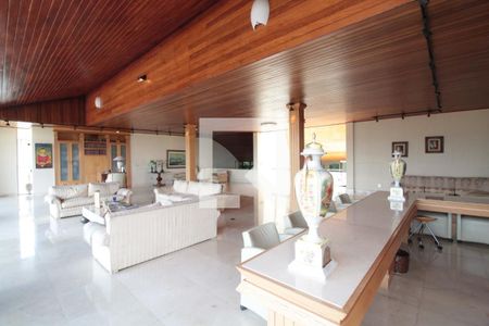 Casa à venda com 1224m², 4 quartos e 6 vagas