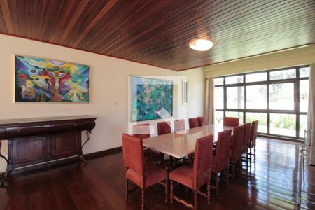 Casa à venda com 1224m², 4 quartos e 6 vagas