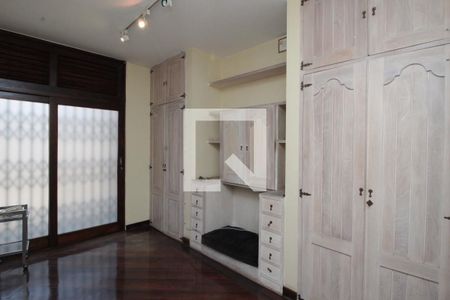 Casa à venda com 1224m², 4 quartos e 6 vagas