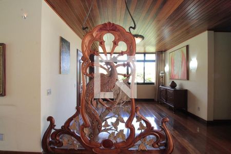 Casa à venda com 1224m², 4 quartos e 6 vagas