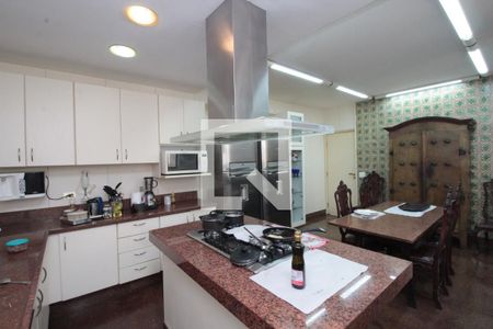 Casa à venda com 1224m², 4 quartos e 6 vagas