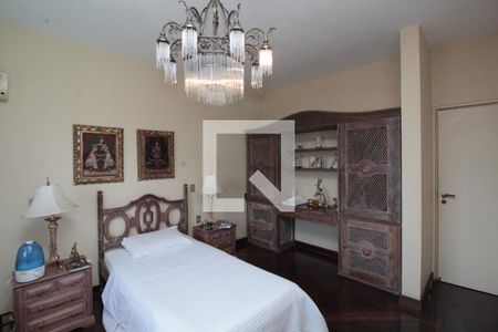 Casa à venda com 1224m², 4 quartos e 6 vagas