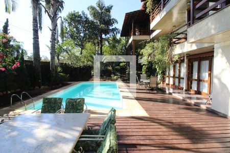 Casa à venda com 6 quartos, 523m² em Belvedere, Belo Horizonte