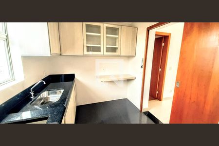 Apartamento à venda com 3 quartos, 90m² em Santa Efigênia, Belo Horizonte