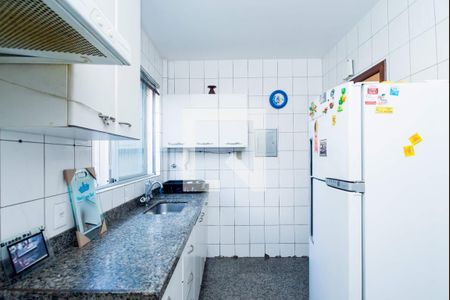 Apartamento à venda com 3 quartos, 85m² em Carlos Prates, Belo Horizonte