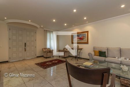 Casa à venda com 4 quartos, 525m² em Santa Lúcia, Belo Horizonte
