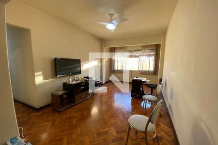 Apartamento à venda com 77m², 2 quartos e 1 vagaSala