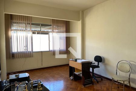 Apartamento à venda com 77m², 2 quartos e 1 vagaSala