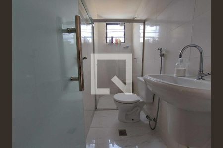 Banheiro de apartamento à venda com 3 quartos, 60m² em Betânia, Belo Horizonte