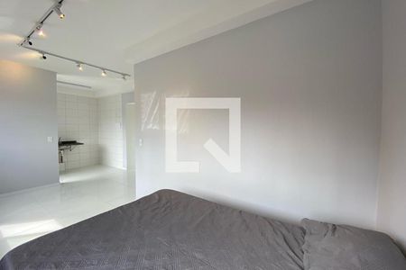 Quarto de kitnet/studio para alugar com 1 quarto, 32m² em Parque Reboucas, São Paulo