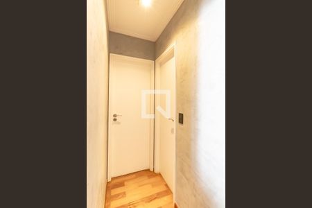 Corredor de apartamento à venda com 3 quartos, 100m² em Moema, São Paulo