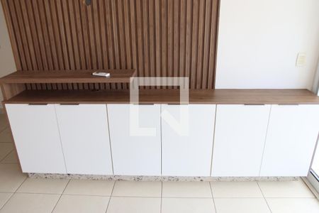 Sala de apartamento para alugar com 2 quartos, 70m² em Setor Oeste, Goiânia