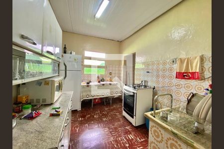 Casa à venda com 3 quartos, 174m² em Calafate, Belo Horizonte