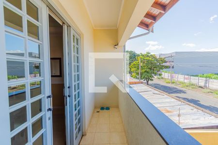Sacada de casa à venda com 3 quartos, 260m² em Parque Via Norte, Campinas