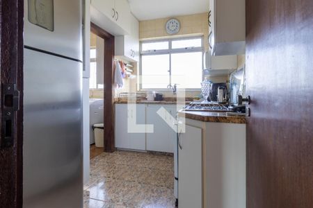 Apartamento à venda com 4 quartos, 100m² em Santo Antônio, Belo Horizonte