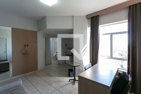 Sala de apartamento para alugar com 1 quarto, 47m² em Santa Efigênia, Belo Horizonte