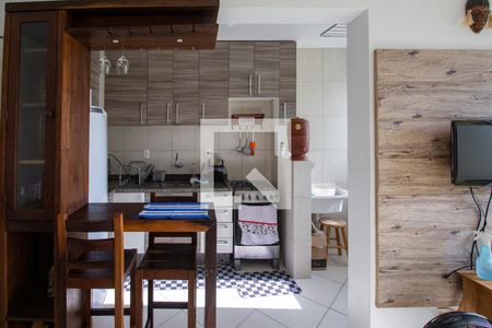 Cozinha de apartamento para alugar com 2 quartos, 62m² em Ribeirão da Ilha, Florianópolis