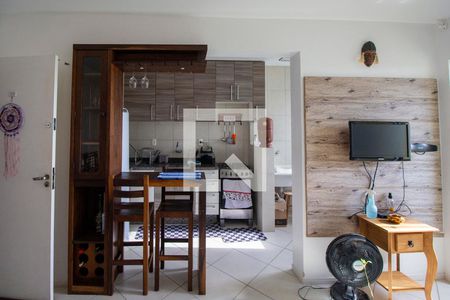 Cozinha de apartamento para alugar com 2 quartos, 62m² em Ribeirão da Ilha, Florianópolis