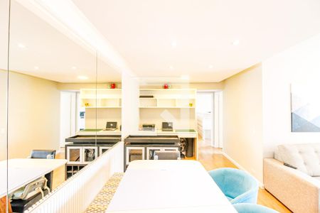 Sala de jantar de apartamento à venda com 2 quartos, 67m² em Vila Cordeiro, São Paulo