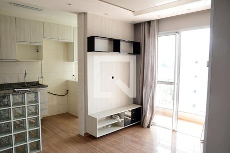 Sala de apartamento para alugar com 2 quartos, 45m² em Graça, Cotia