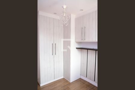 Quarto 1 - Armários de apartamento para alugar com 2 quartos, 45m² em Graça, Cotia
