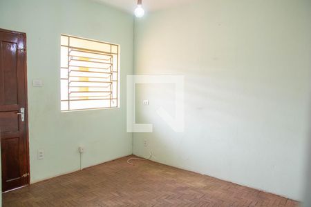 Sala de casa para alugar com 4 quartos, 250m² em Jardim Baronesa, Campinas