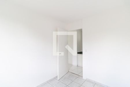 Quarto 2 de apartamento para alugar com 2 quartos, 55m² em Jardim Jaqueline, São Paulo
