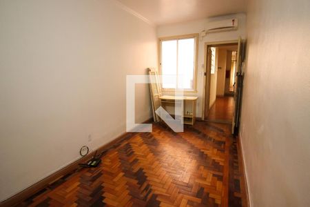 Sala de apartamento para alugar com 2 quartos, 50m² em Santa Maria Goretti, Porto Alegre