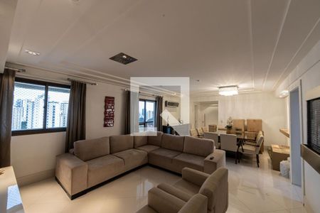 Apartamento para alugar com 4 quartos, 220m² em Vila Regente Feijó, São Paulo