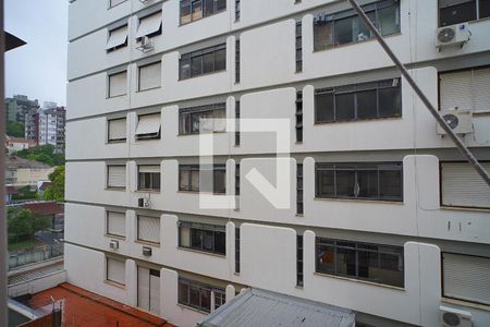 Sala - Vista de apartamento para alugar com 1 quarto, 40m² em Floresta, Porto Alegre