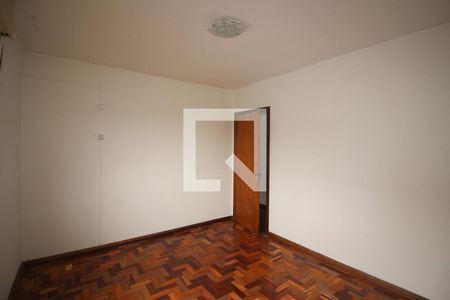 Quarto 1 de apartamento para alugar com 2 quartos, 55m² em Humaitá, Porto Alegre