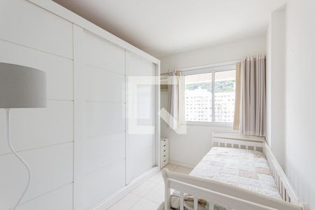 Quarto 1 de apartamento à venda com 2 quartos, 67m² em Camorim, Rio de Janeiro