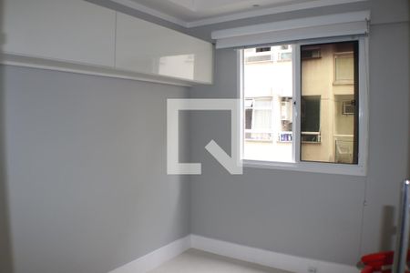 Quarto 1 de apartamento para alugar com 2 quartos, 70m² em Pechincha, Rio de Janeiro