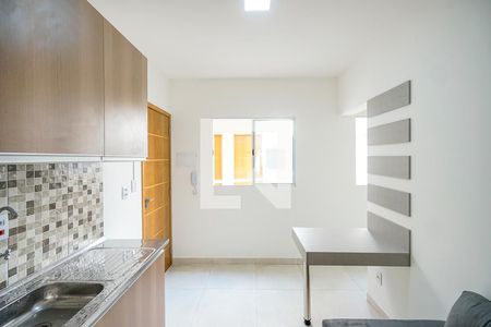 Sala e cozinha de kitnet/studio para alugar com 1 quarto, 30m² em Parque da Mooca, São Paulo