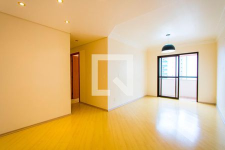 Apartamento para alugar com 76m², 3 quartos e 2 vagasSala