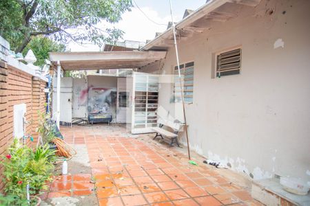 Garagem de casa à venda com 1 quarto, 257m² em Jardim Eulina, Campinas