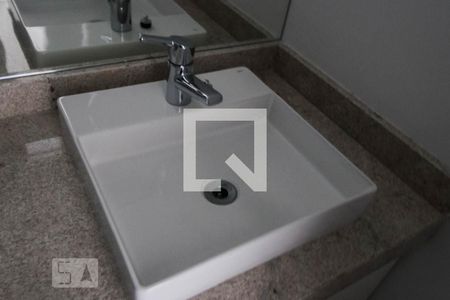 Banheiro de apartamento para alugar com 1 quarto, 33m² em Cidade Baixa, Porto Alegre