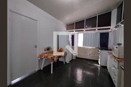 Apartamento à venda com 3 quartos, 75m² em Colégio Batista, Belo Horizonte