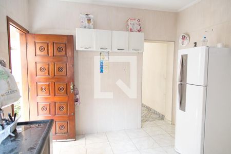 Cozinha de casa para alugar com 3 quartos, 180m² em Cidade Mãe do Céu, São Paulo